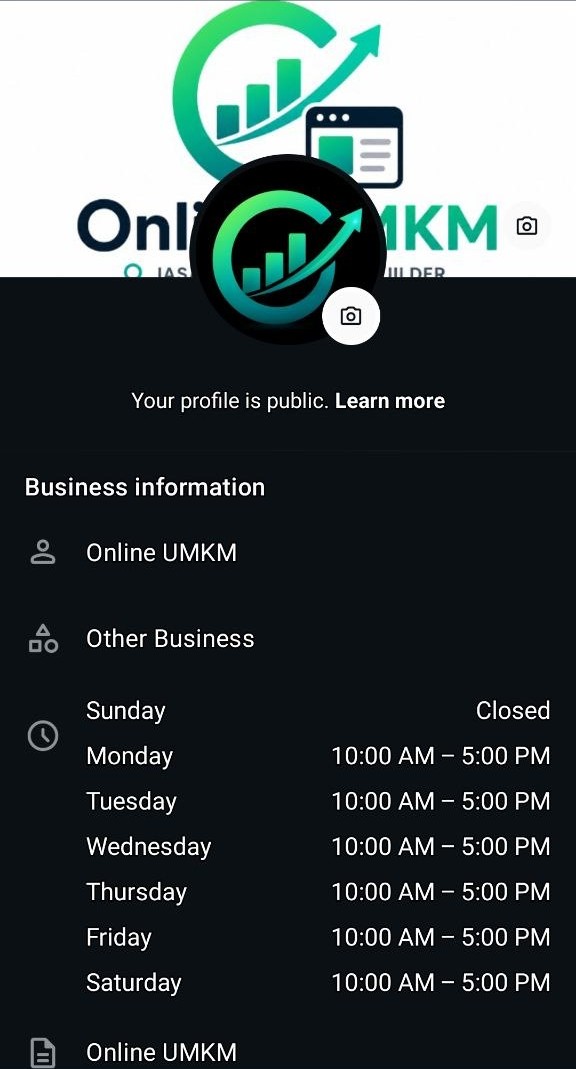 Profil WhatsApp Business Online UMKM yang menampilkan logo profesional, jam operasional toko, dan pengaturan informasi bisnis untuk layanan pelanggan yang responsif.